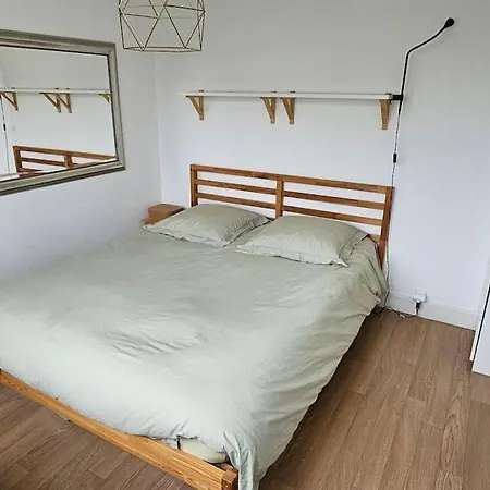 De 105 M2 ,4 Chambres, Balcon,parking